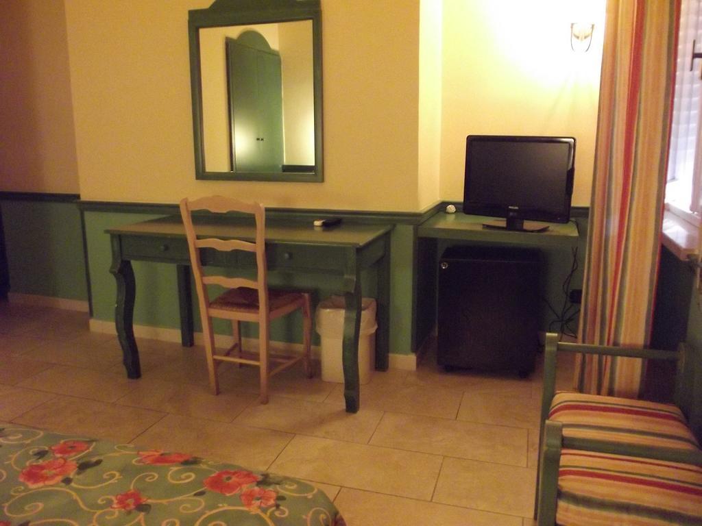 Acos Marsala City Hotel Rum bild