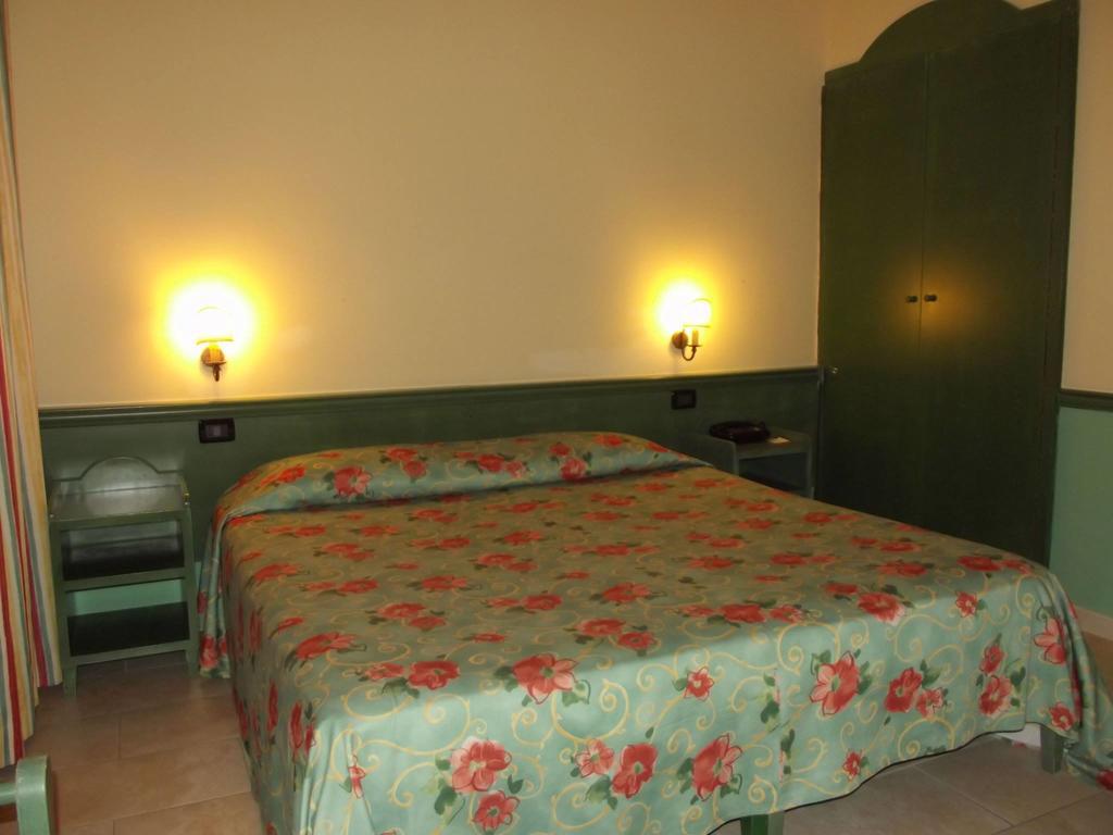 Acos Marsala City Hotel Rum bild